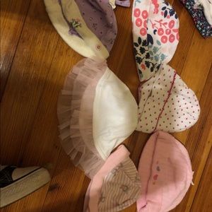 SELLING LOSTS OF BABY GIRL ITEMS Size NEWBORNS